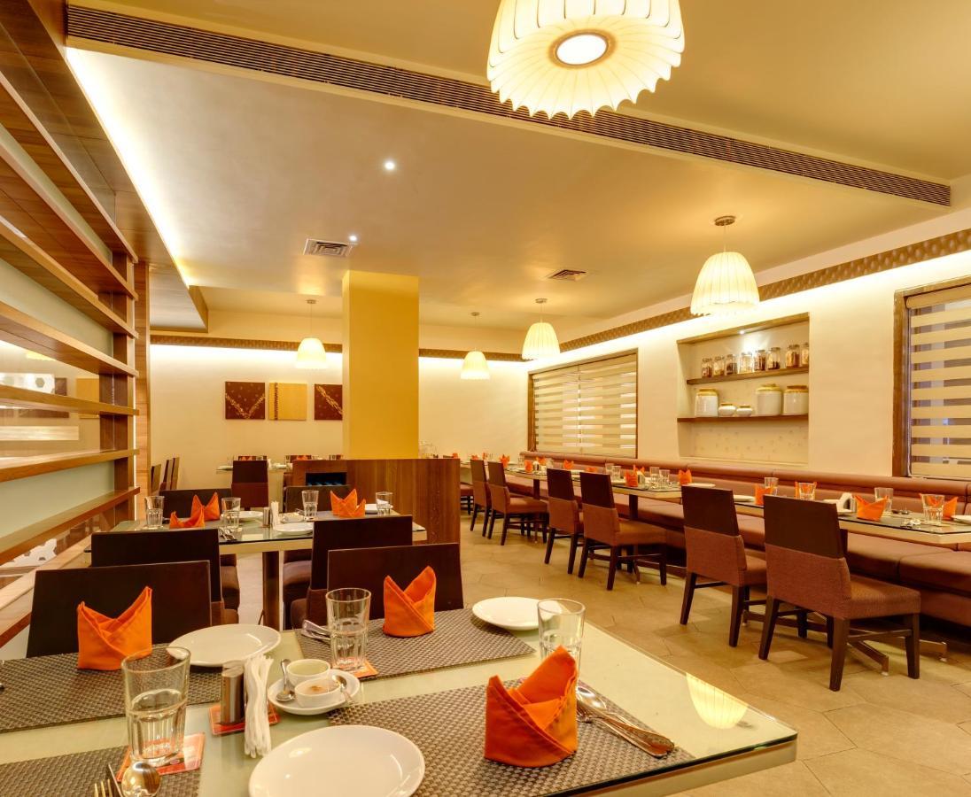 Regenta Place Raysons Kolhapur Exterior foto