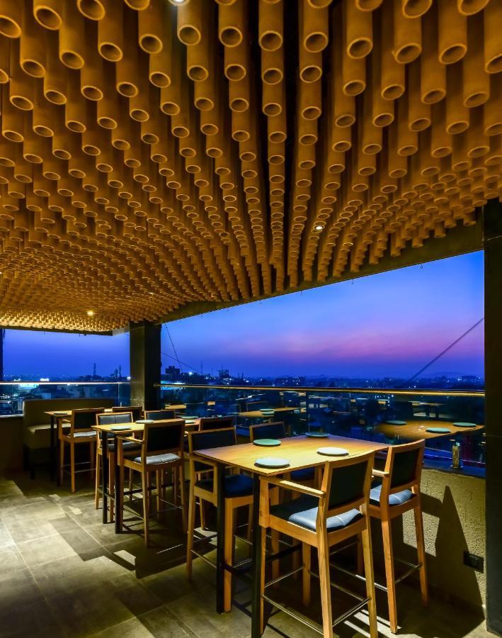 Regenta Place Raysons Kolhapur Exterior foto