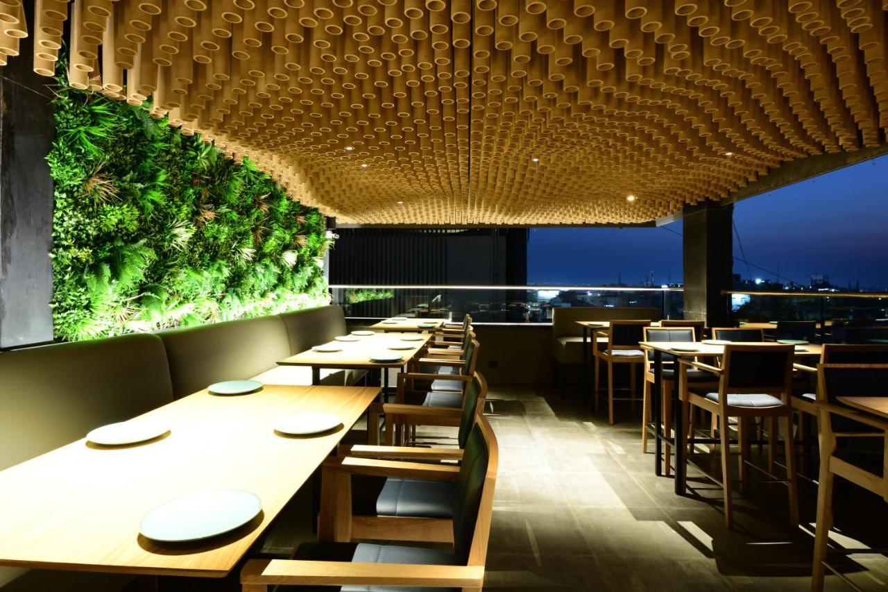 Regenta Place Raysons Kolhapur Exterior foto