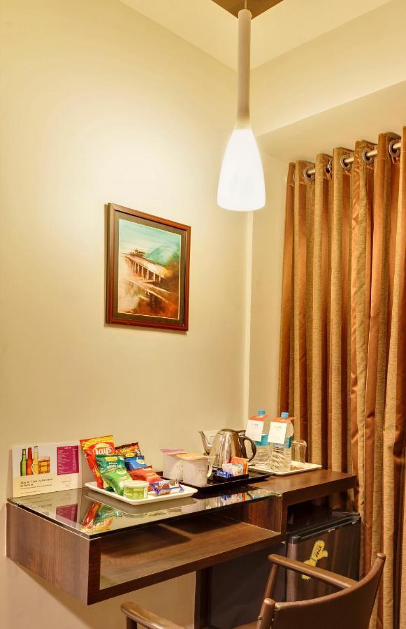 Regenta Place Raysons Kolhapur Exterior foto